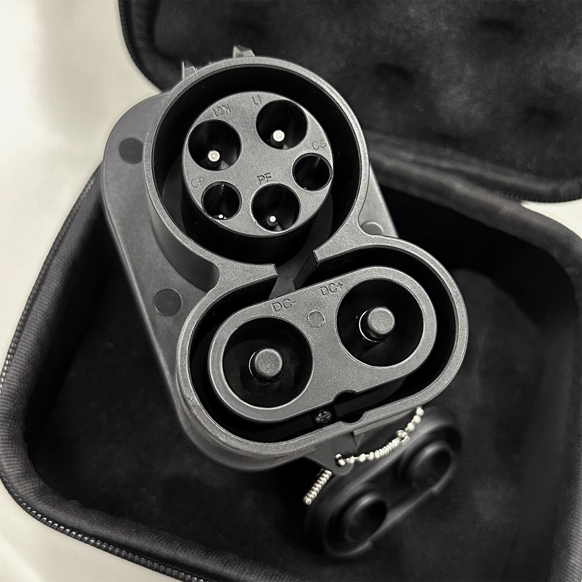 【台灣 菲爾雷】CCS1轉CCS2 特斯拉轉接頭 AC+DC交直流轉換頭 Type1轉Type2